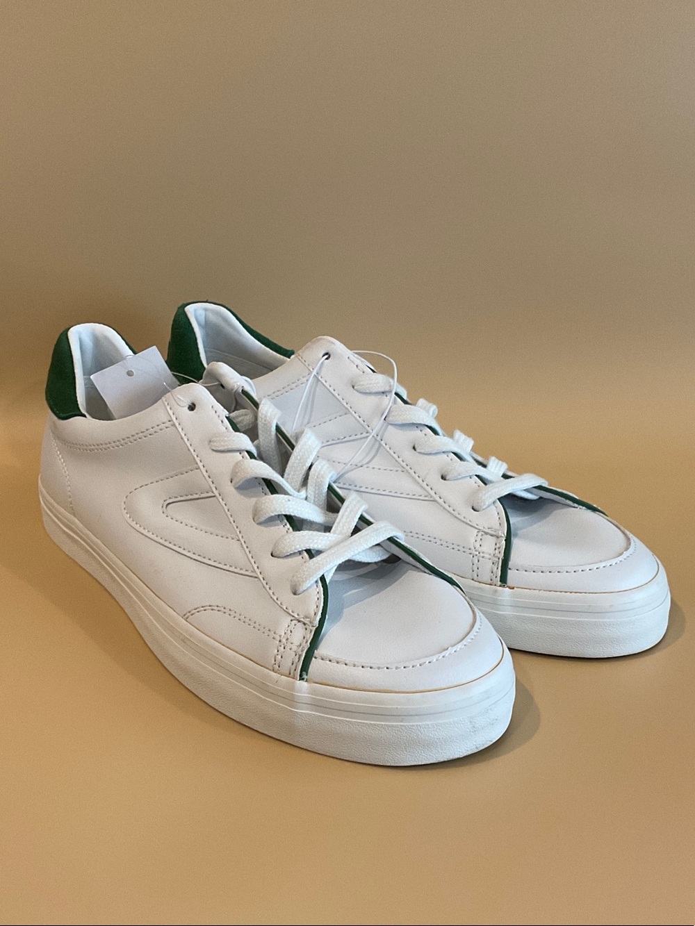 Tretorn White Low-Top Sneakers with Green Heel Trim